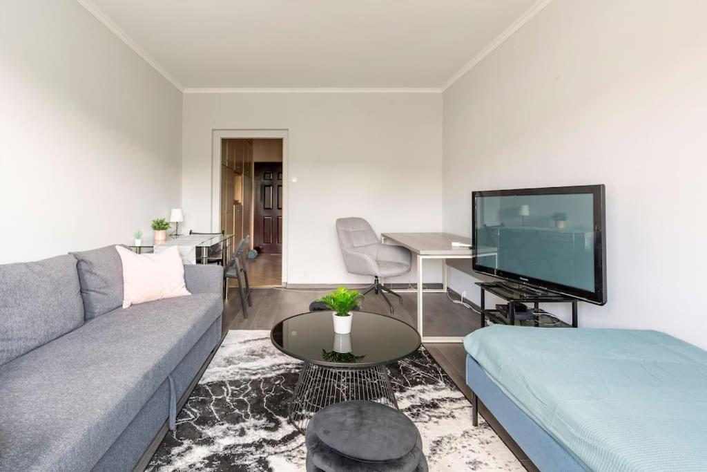 Lovely 1 Bedroom Flat - Gazdagret Budapest Exteriör bild