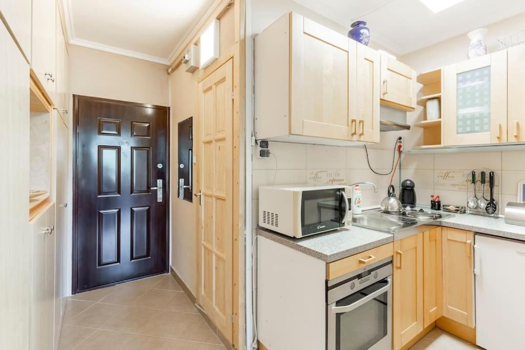 Lovely 1 Bedroom Flat - Gazdagret Budapest Exteriör bild